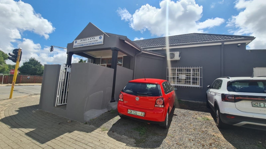 Commercial Property for Sale in Westdene Free State
